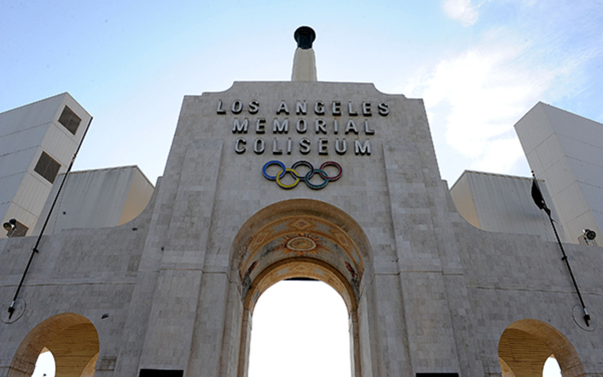 USC will take control of the 90-year-old Coliseum for the next century. (C Flanigan/FilmMagic/Getty Images)