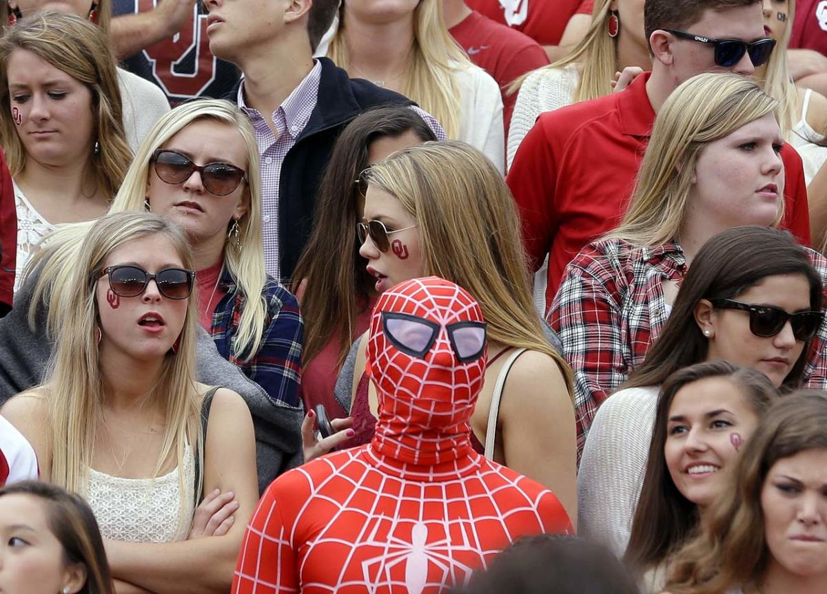 Oklahoma-fans-2e2e3d106fc94c34a2402c957cf26ef6-0.jpg