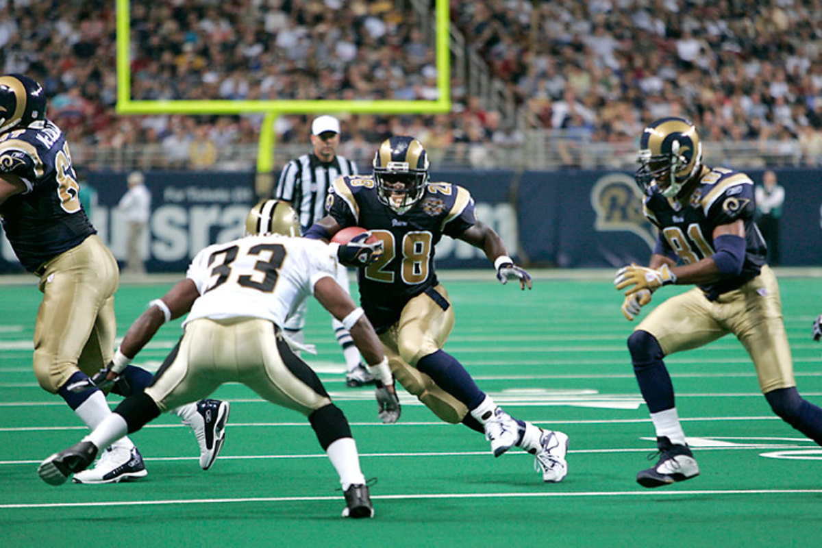 turf-marshall-faulk-st-louis-rams-2-800.jpg