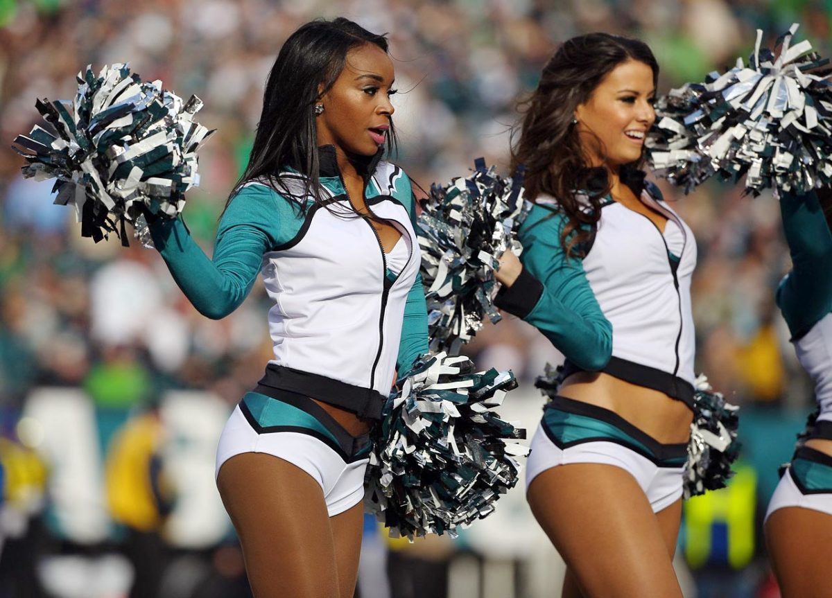 Philadelphia-Eagles-cheerleaders-X158962_TK1_0881.jpg