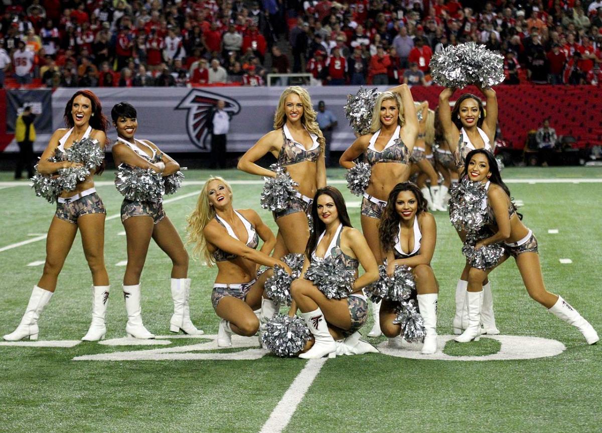 Atlanta-Falcons-cheerleaders-CGW14112322_Browns_v_Falcons.jpg