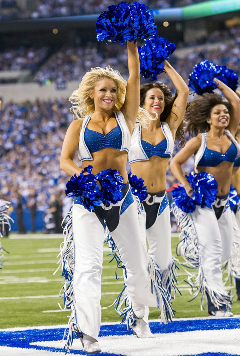 Indianapolis-Colts-cheerleaders-DAL1411231080_Jaguars_at_Colts.jpg