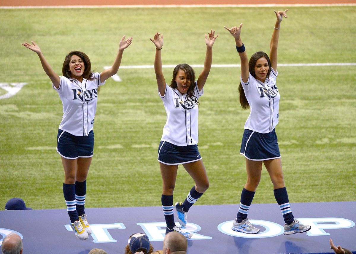 tampa-bay-rays-ray-team-cheerleaders.jpg