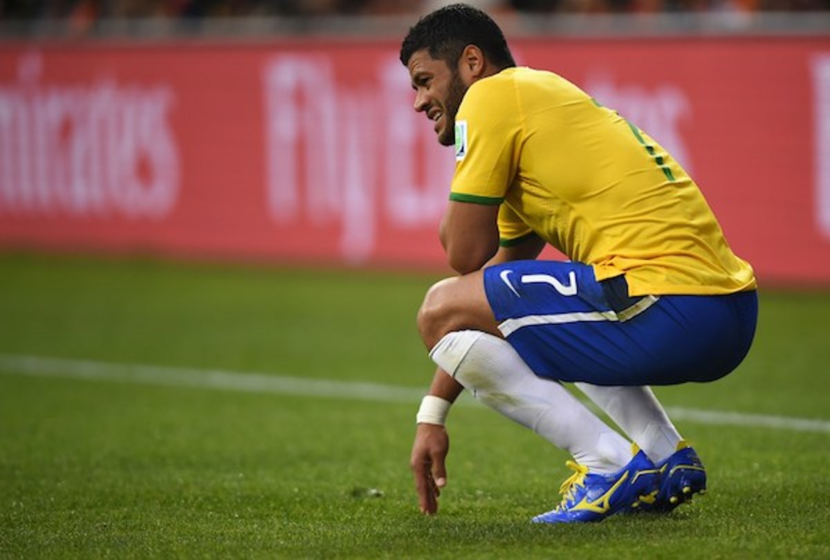 Hulk has scored nine goals for Brazil in his international career. (AFP PHOTO/FABRICE COFFRINI)