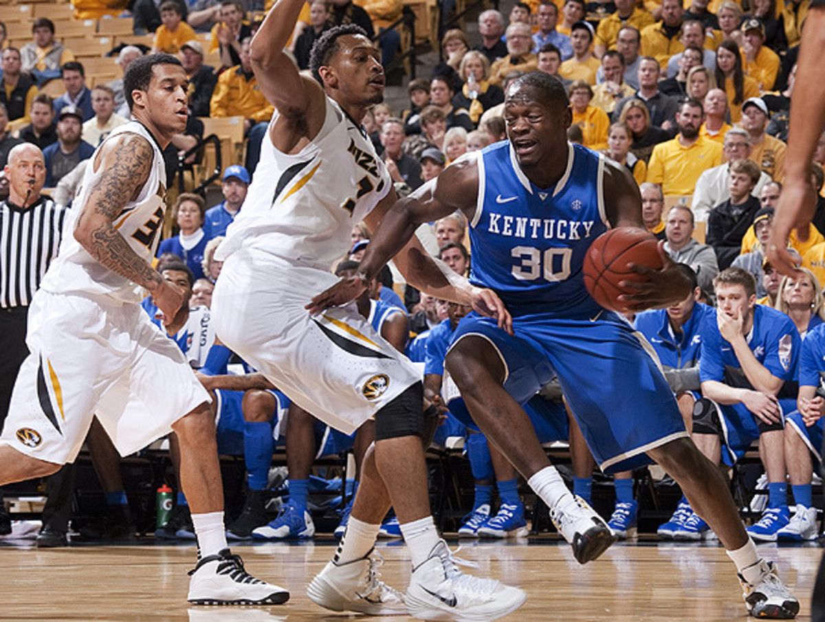 Julius Randle (right) turned in a solid effort in the Wildcats' victory over Missouri. (L.G. Patterson/AP)