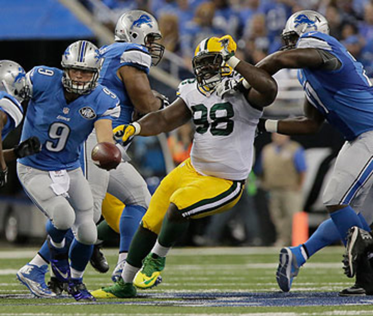 Letroy Guion's ability to play run defense is vital to the Packers' title hopes. (Duane Burleson/AP)