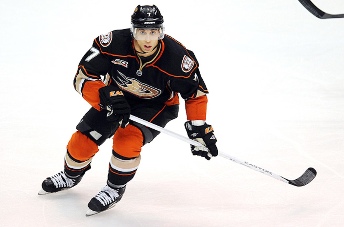 Cogliano has the NHL's third-longest active streak of consecutive games played for the Ducks.