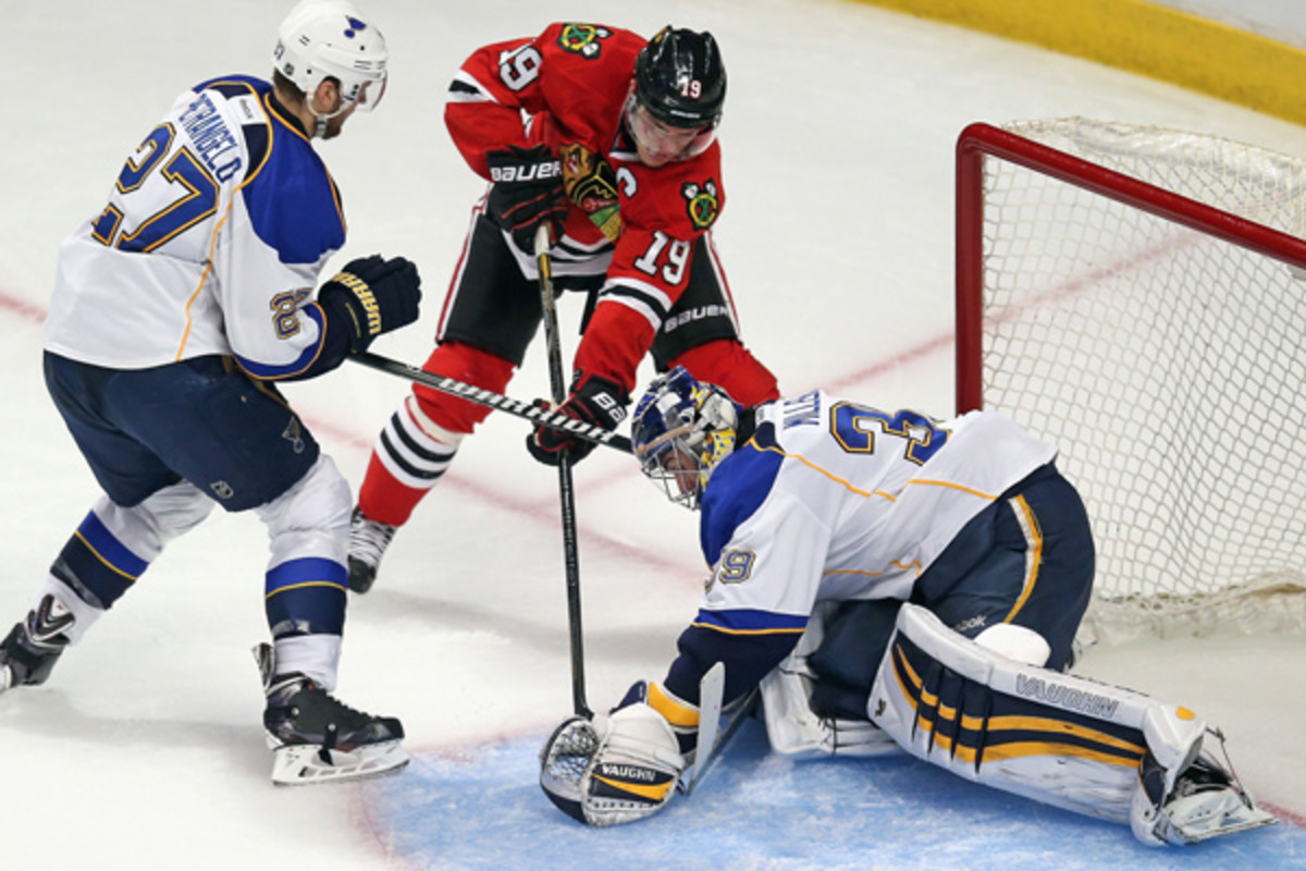 Jonathan Toews (19) set the tone early on for the Blackhawks in Game 3. (Jonathan Daniel/Getty Images)