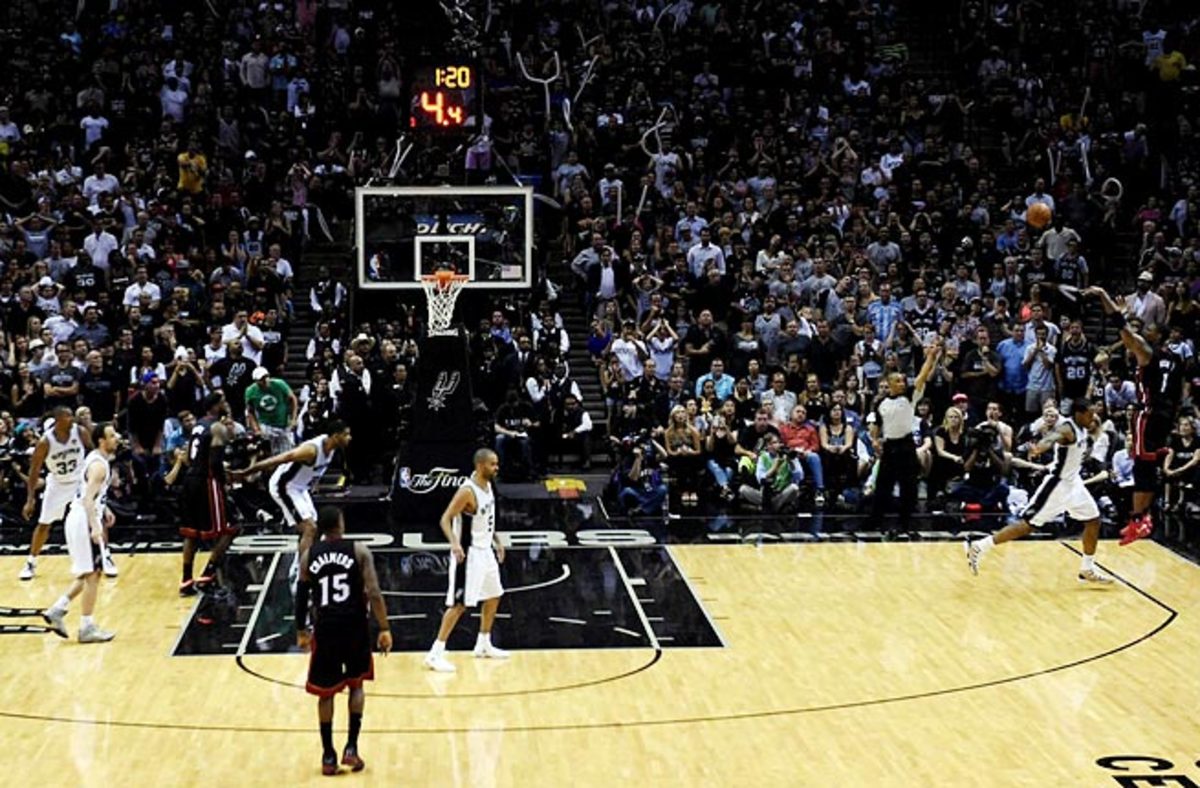 Chris Bosh's corner three-pointer gave the Heat the lead for good late in Game 2 of the NBA Finals.