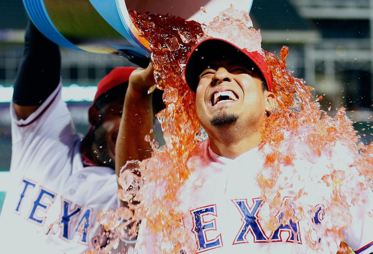 0922-Guilder-Rodriguez-doused-by-Elvis-Andrus.jpg