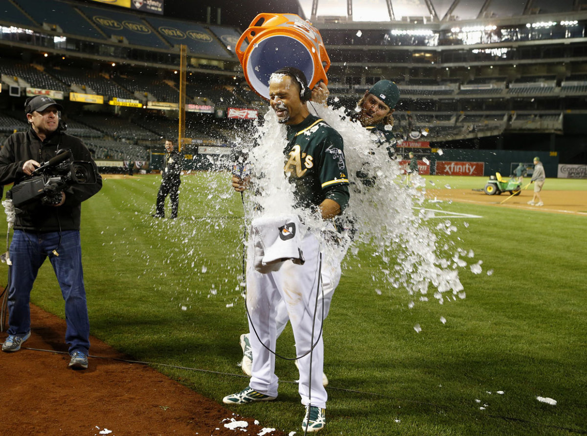 0403-coco-crisp-doused-by-josh-reddick.jpg