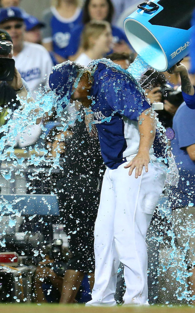 0923-Justin-Turner-doused.jpg