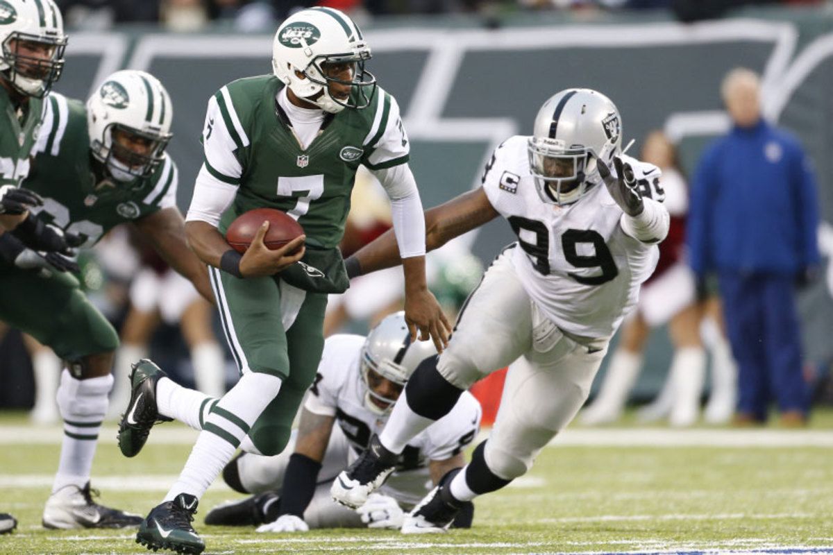 Houston heads to Chicago, which will have to create a position for him. Guillermo Hernandez Martinez for SI/The MMQB)