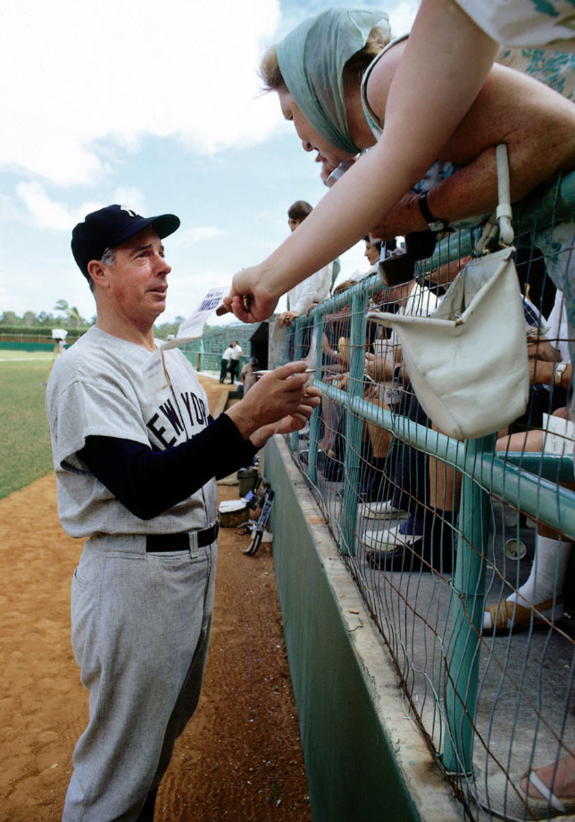 1967-Joe-Dimaggio-080062950.jpg