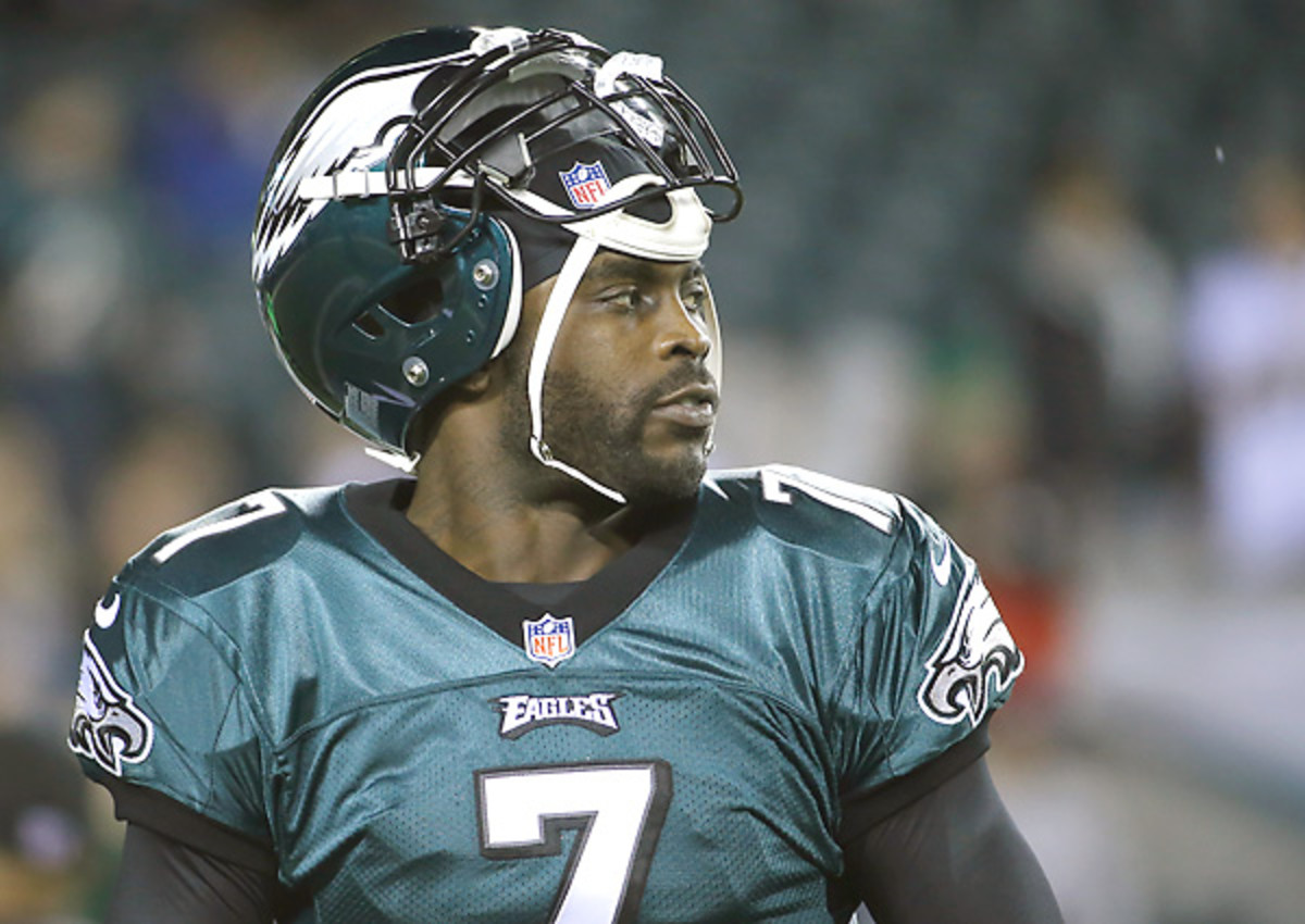 After falling behind Nick Foles in the Eagles' depth chart, Michael Vick is seeking a starting opportunity in free agency.