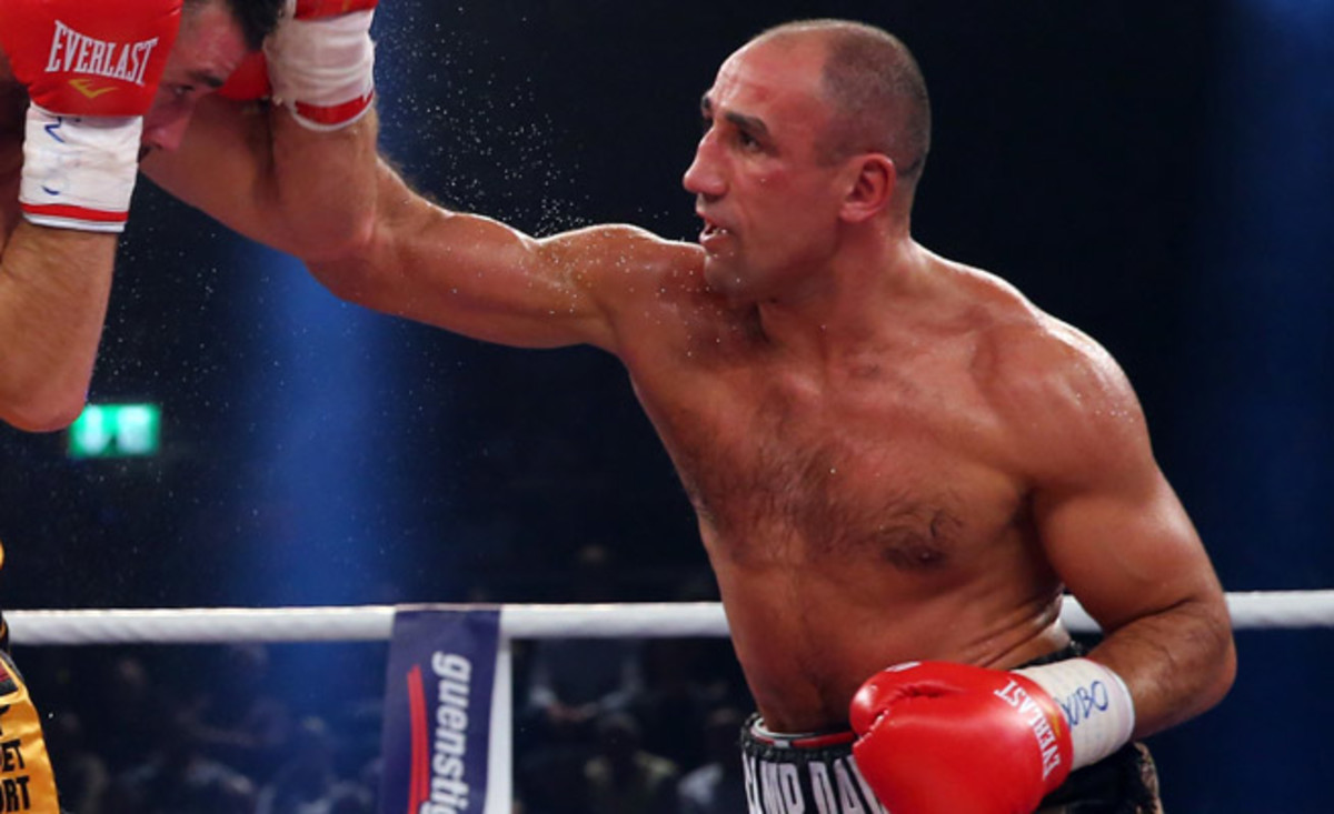 Arthur Abraham regained the WBO super middleweight title he lost to Robert Stieglitz last year.