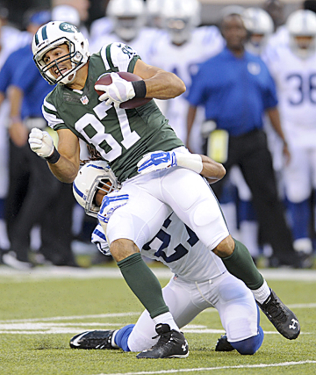 Can the Jets' passing game lift Eric Decker's numbers to new heights? Nope. (Bill Kostroun/AP)