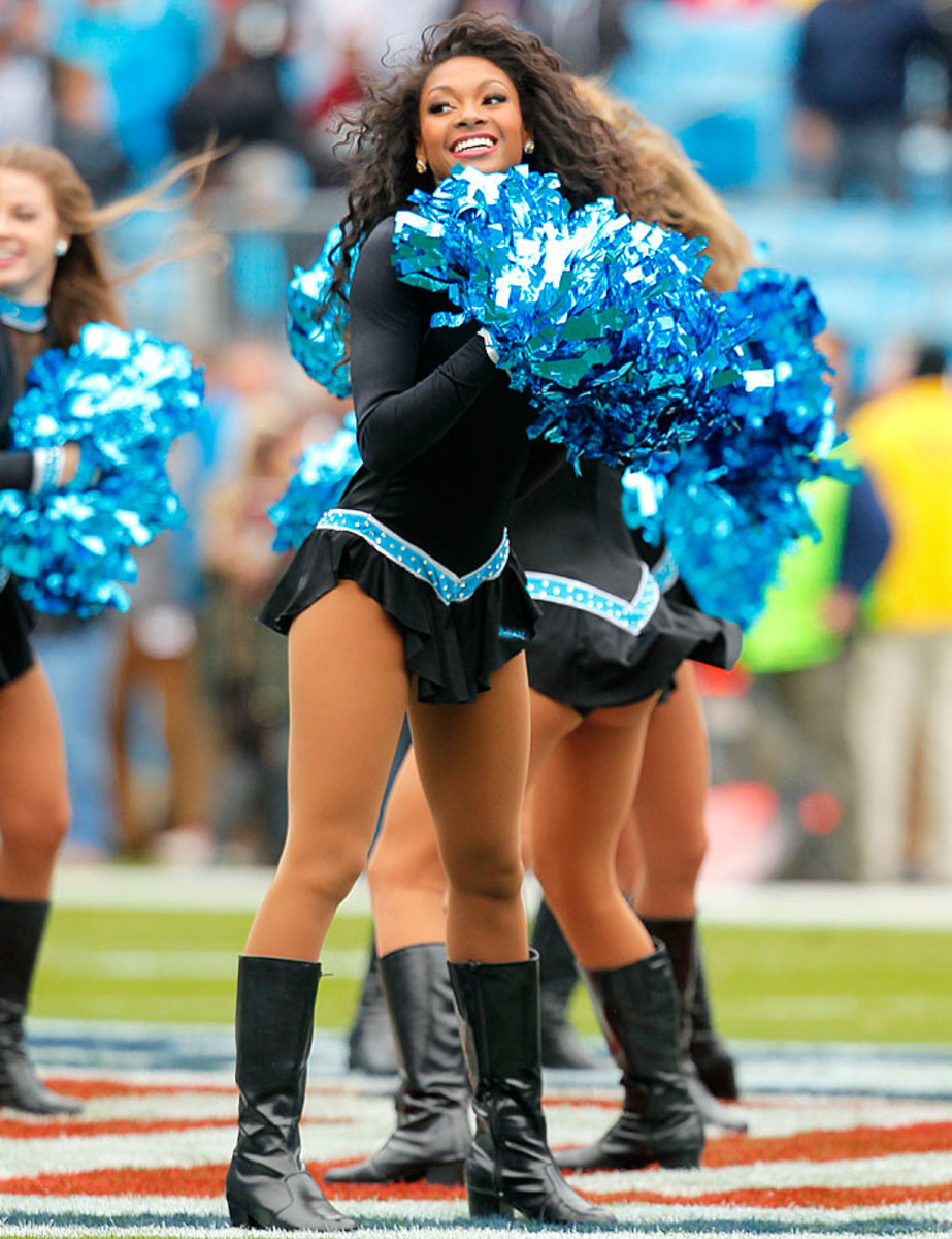 Carolina-Panthers-TopCats-cheerleaders-488141116_1181_Falcons_at_Panthers.jpg
