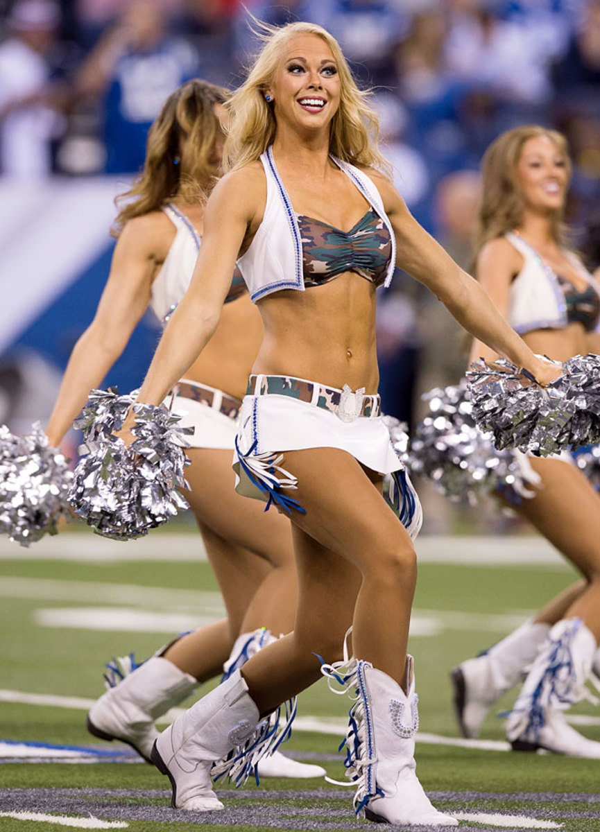 Indianapolis-Colts-cheerleaders-DAL1411160519_Patriots_at_Colts.jpg