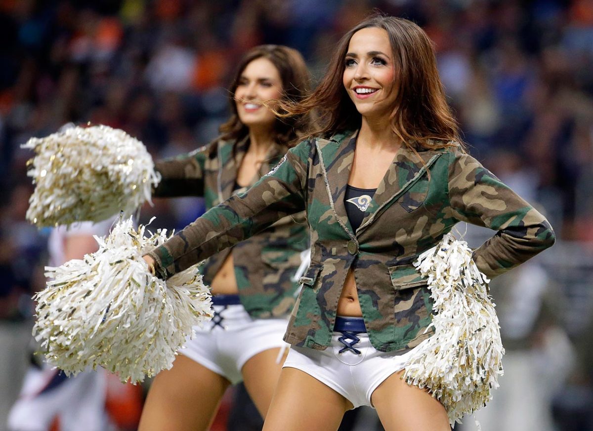 St-Louis-Rams-cheerleaders-AP204424746595_9.jpg