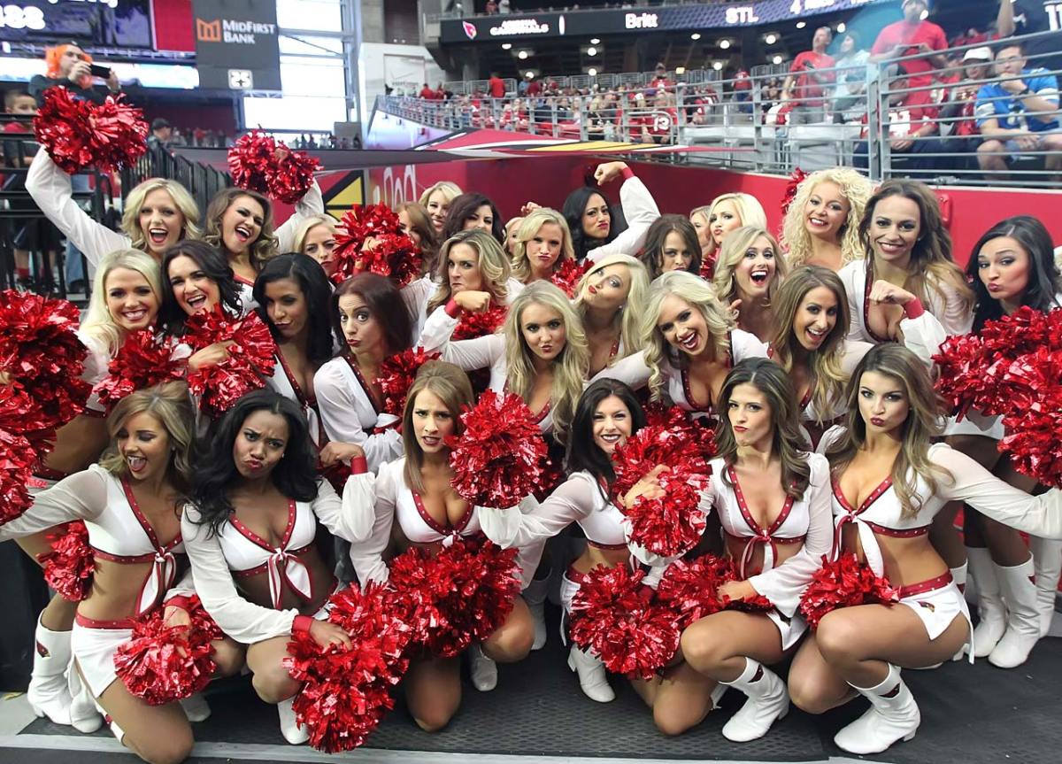 Arizona-Cardinals-cheerleaders-BY4_5900.jpg