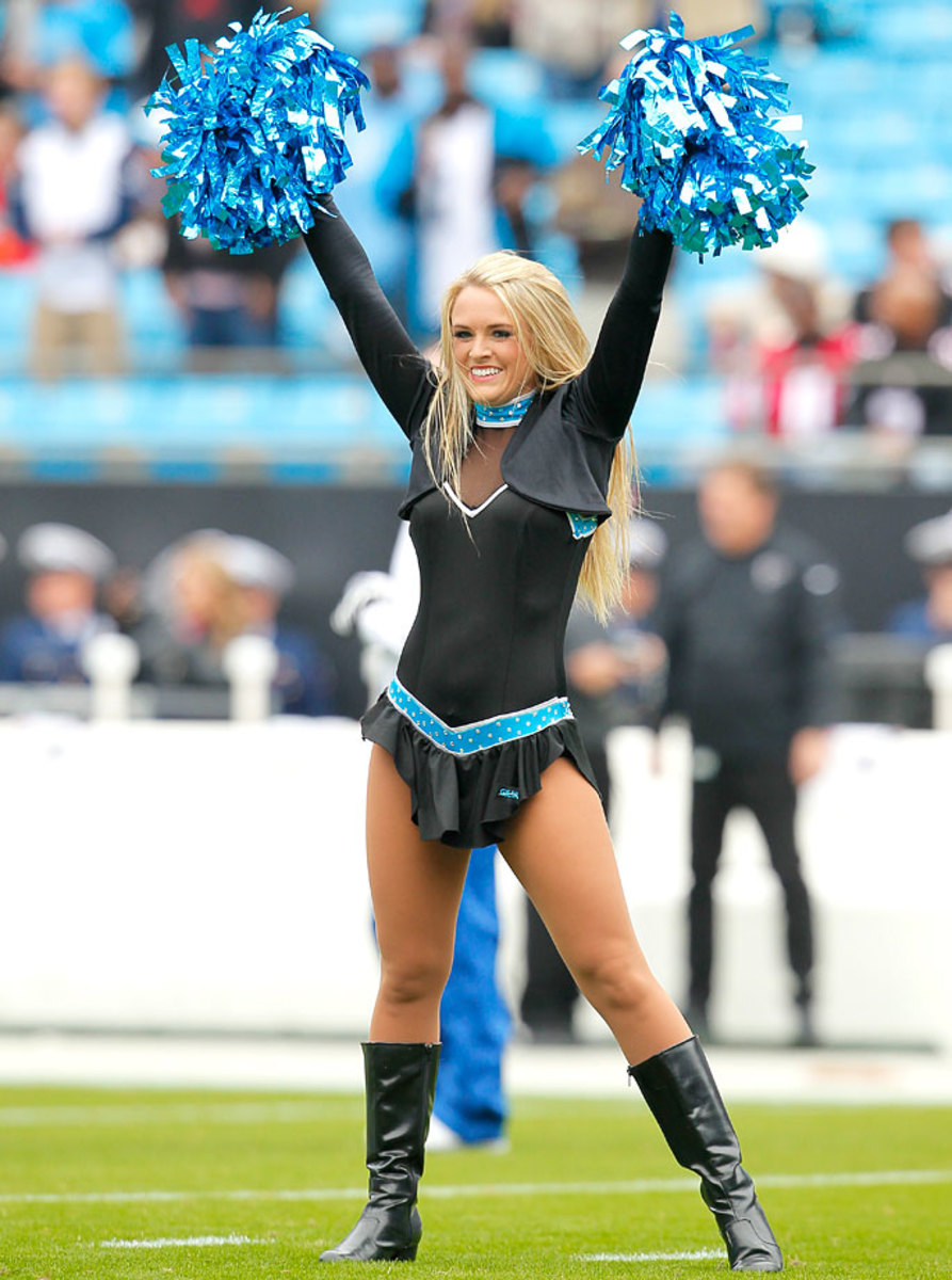 Carolina-Panthers-TopCats-cheerleaders-488141116_1185_Falcons_at_Panthers.jpg