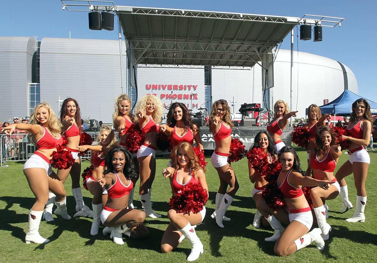 Arizona-Cardinals-cheerleaders-BY4_5816.jpg