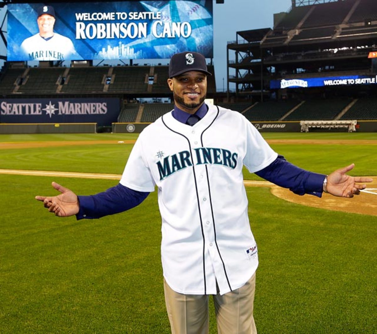 140326142323-seattle-mariners-robinson-cano-single-image-cut.jpg