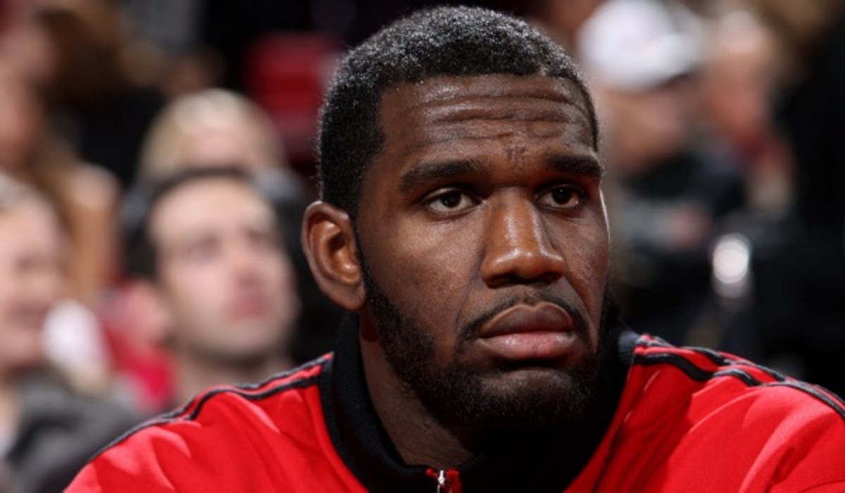 Greg Oden agrees to sign with the Miami Heat. (Sam Forencich/NBAE)