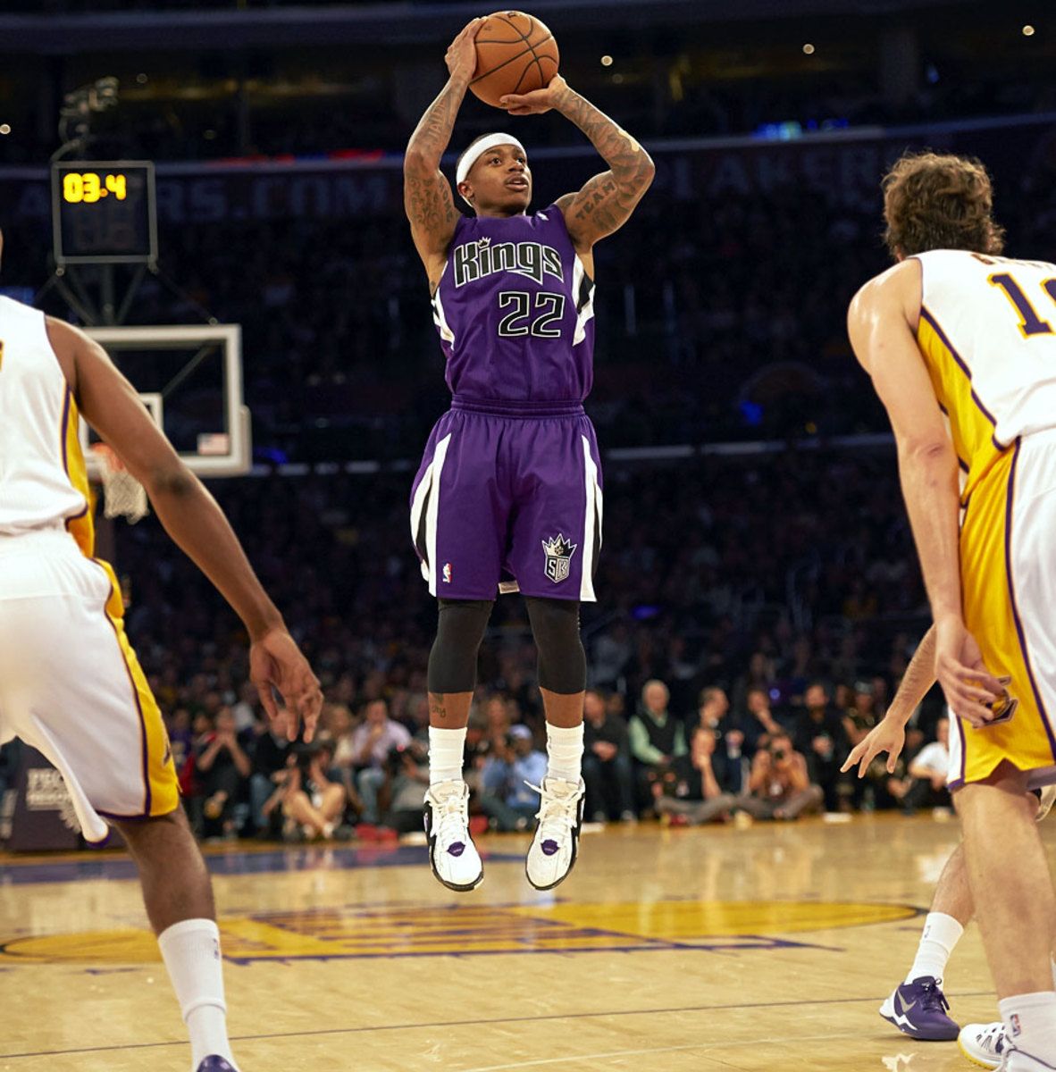 Isaiah-Thomas-op7t-28843.jpg