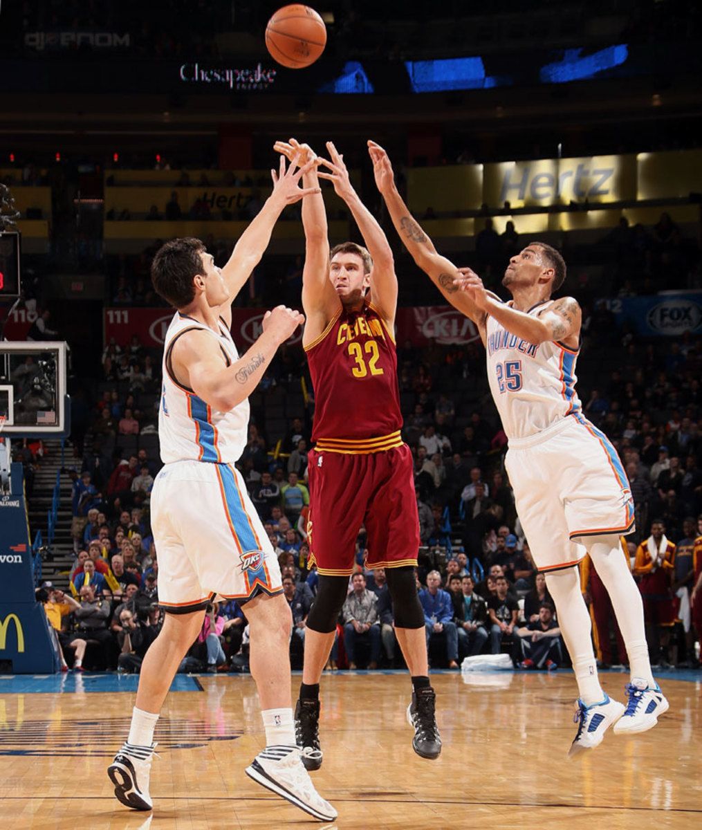 Spencer-Hawes.jpg