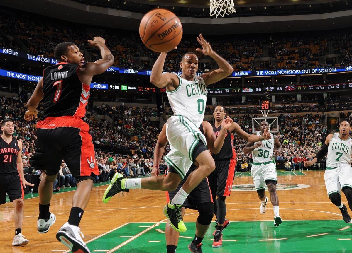 Avery-Bradley.jpg