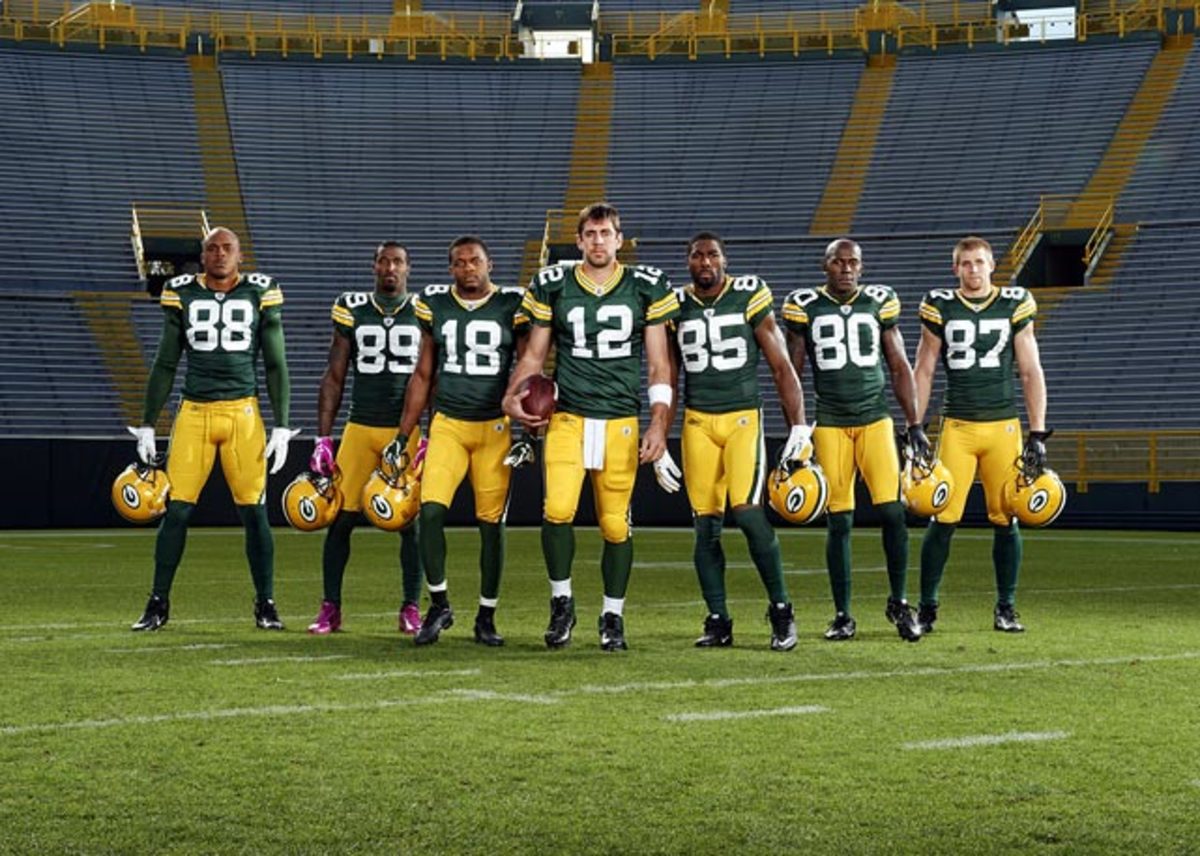 Jermichael Finley, James Jones, Randall Cobb, Aaron Rodgers, Greg Jennings, Donald Driver and Jordy Nelson
