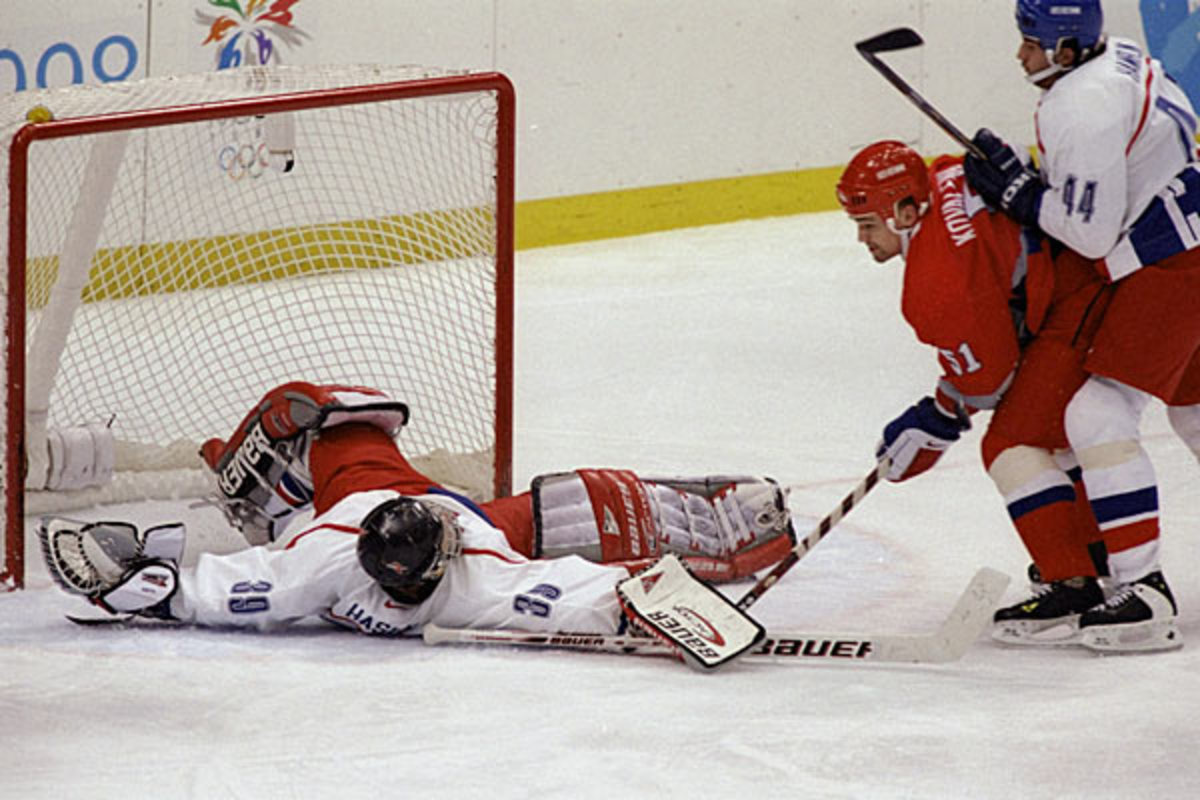 Dominik Hasek was at his wild, sprawling best in the gold medal game vs. Russia.