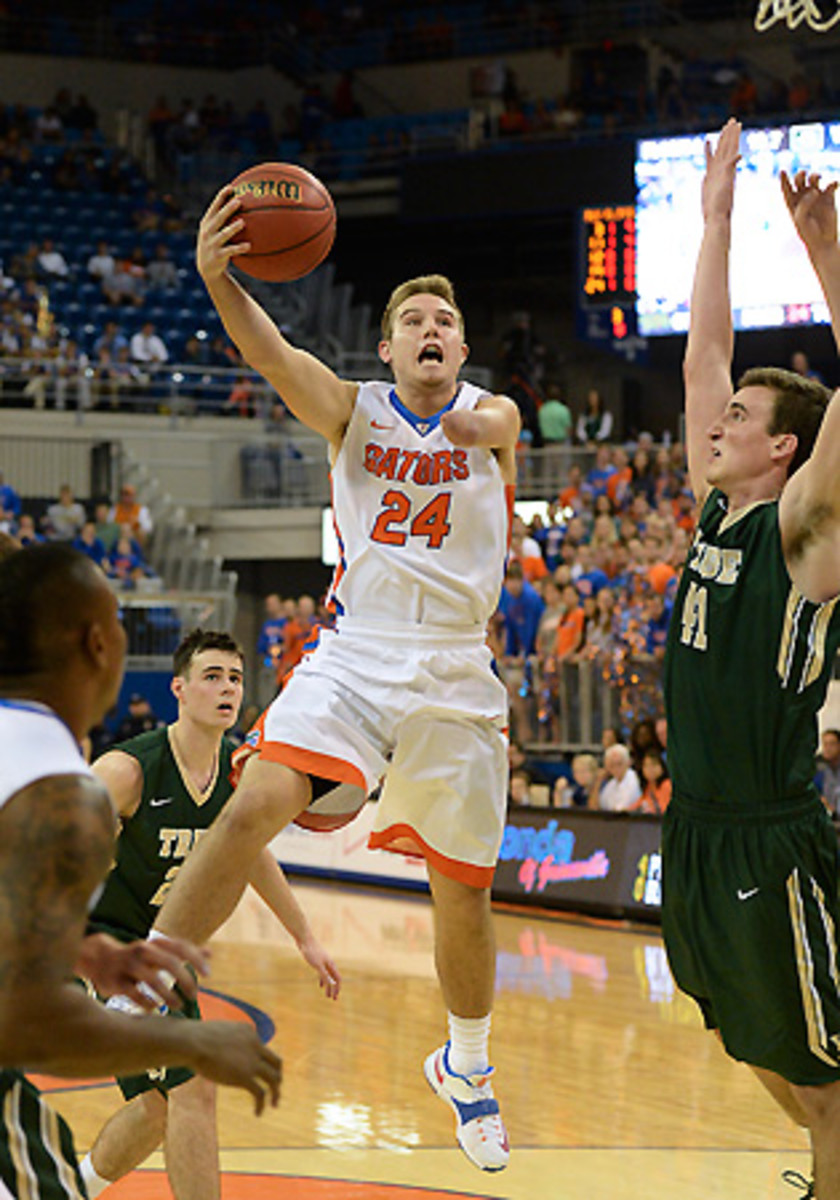 Zach Hodskins appeared in his first regular season game for the Gators against William & Mary.