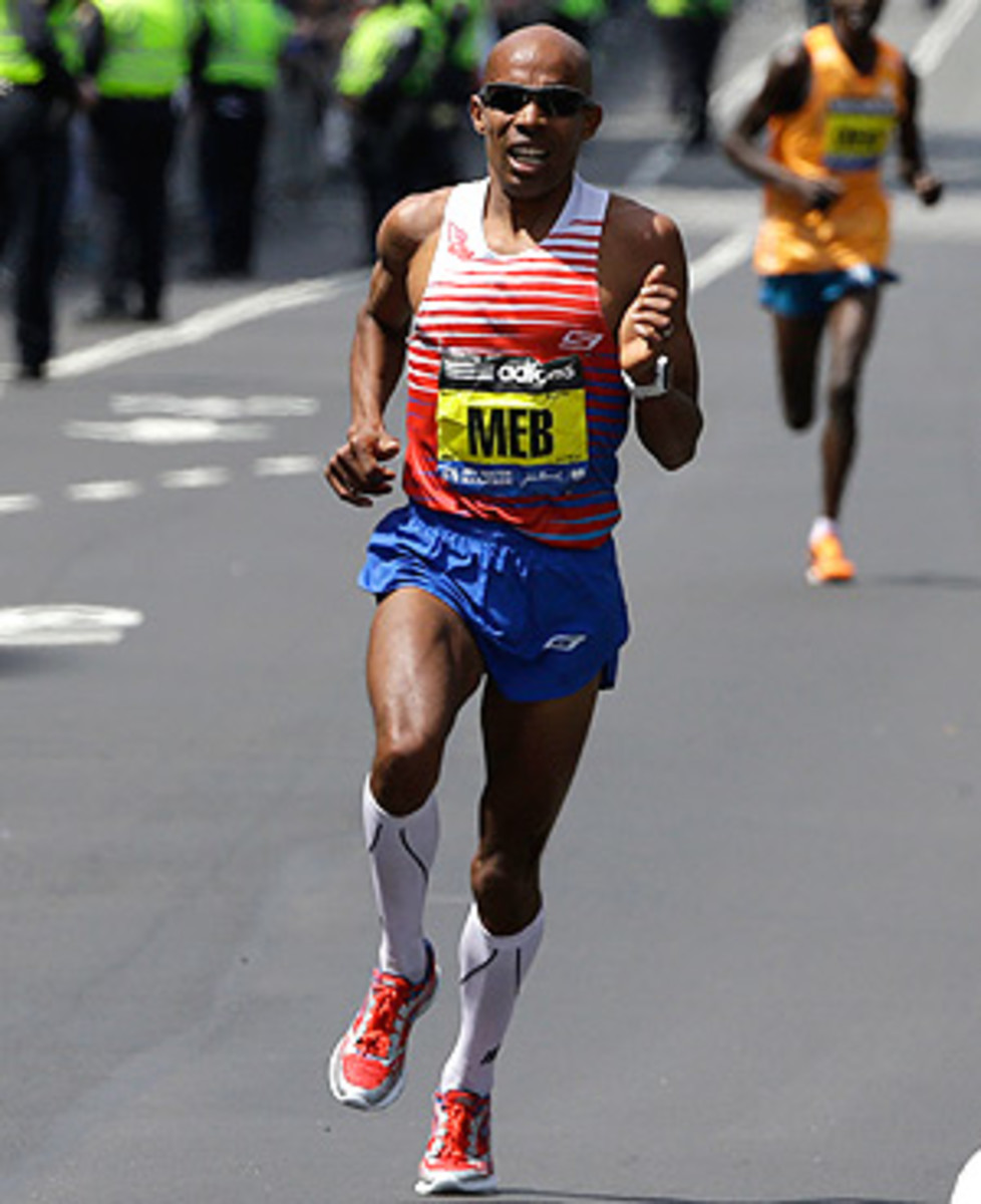 Meb Keflezighi wrote the names of the four victims from the 2013 bombings in the corners of his race bib.