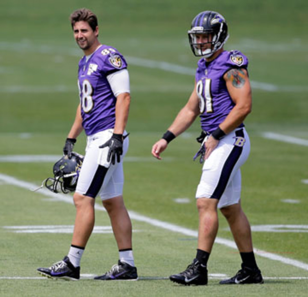 Dennis Pitta (left) and Owen Daniels team up to form one of the league's top TE tandems. (Patrick Semansky/AP)