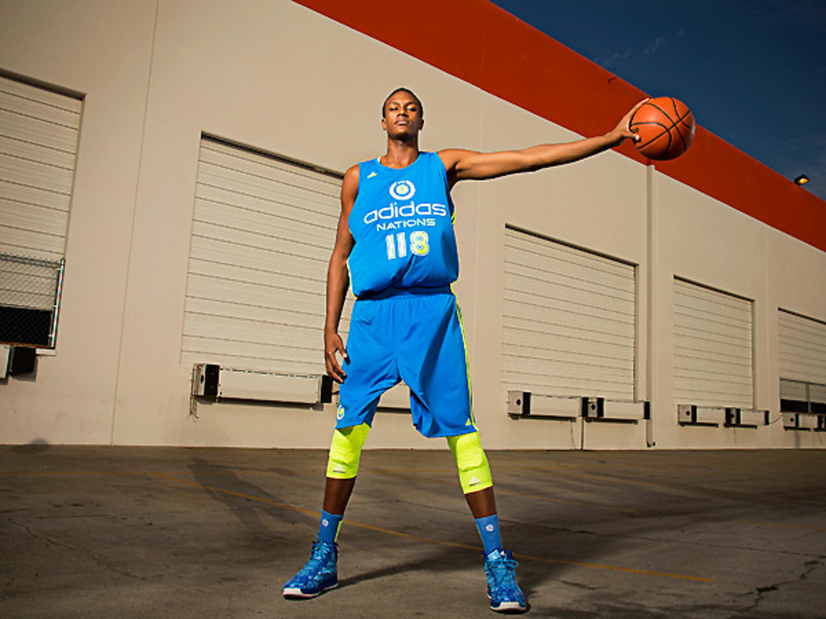 Myles Turner makes Texas a contender in the Big 12 and national title