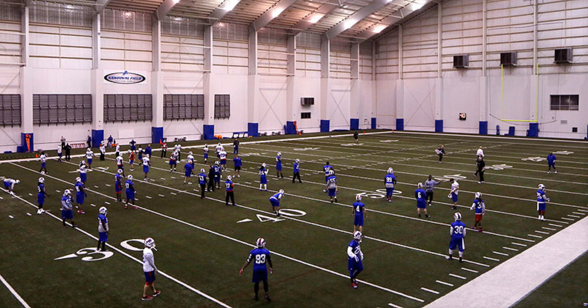 The Bills arrived in Detroit on Friday afternoon and practiced at the Lions facility that evening. (Carlos Osorio/AP)