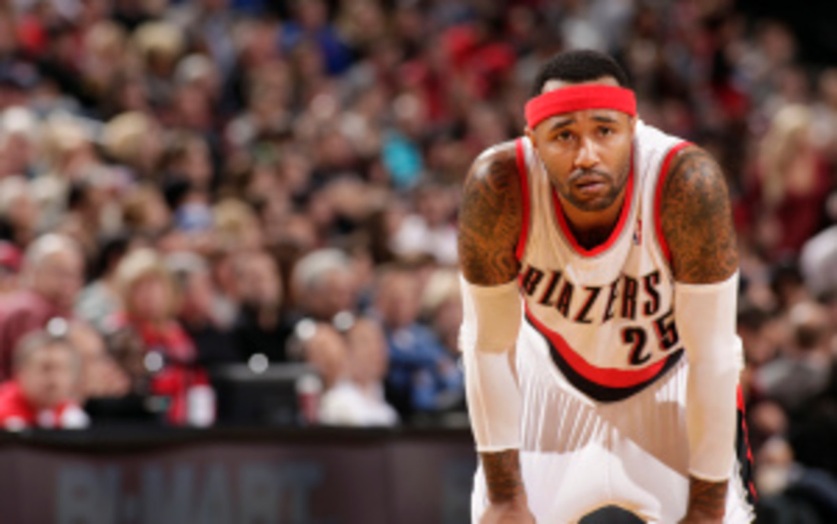 Mo Williams has a player option for next season that's worth $2.7 million. (Cameron Browne/Getty Images)