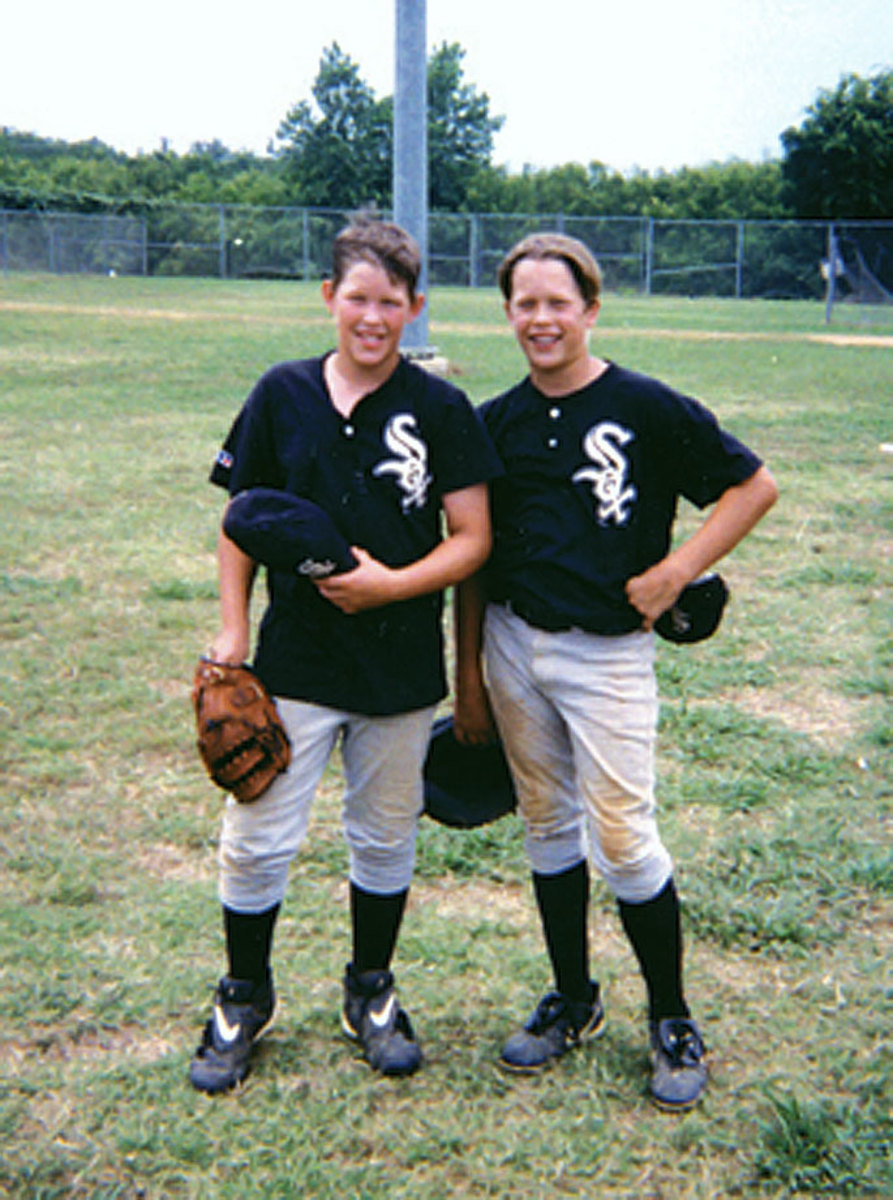 clayton-kershaw-matthew-stafford-little-league.jpg