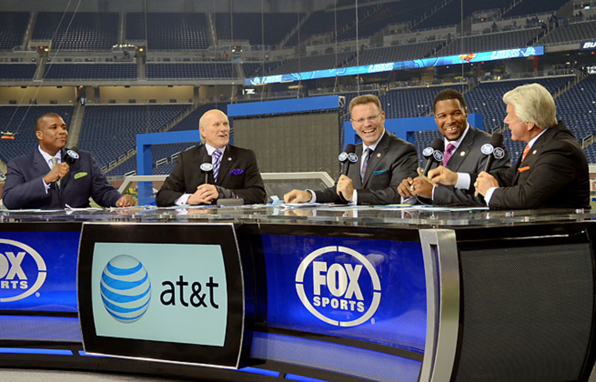 Fox's pregame crew will split Super Bowl Sunday between New York City and MetLife Stadium.