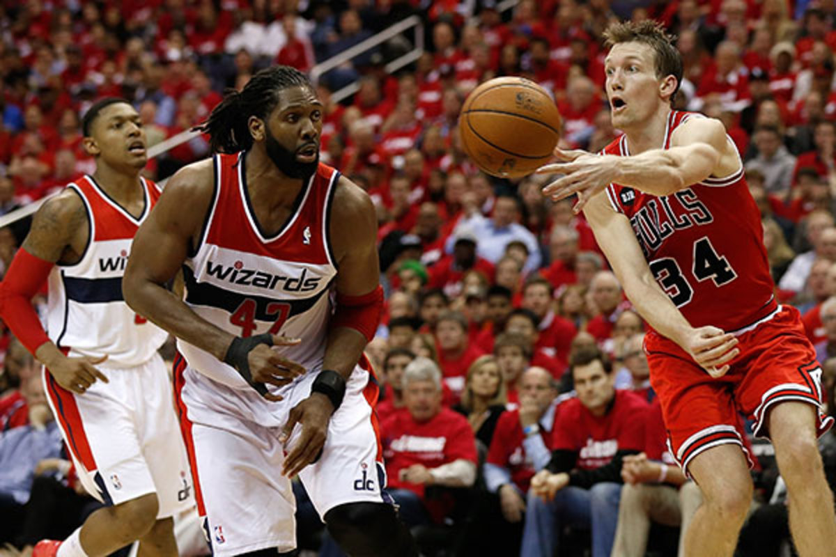 Dunleavy shot the Bulls to a Game 3 victory (Win McNamee/Getty Images)