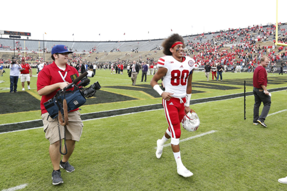 Nebraska's Kenny Bell has discussed unionization with Big Ten rival Kain Colter. (Joe Robbins/Getty Images)