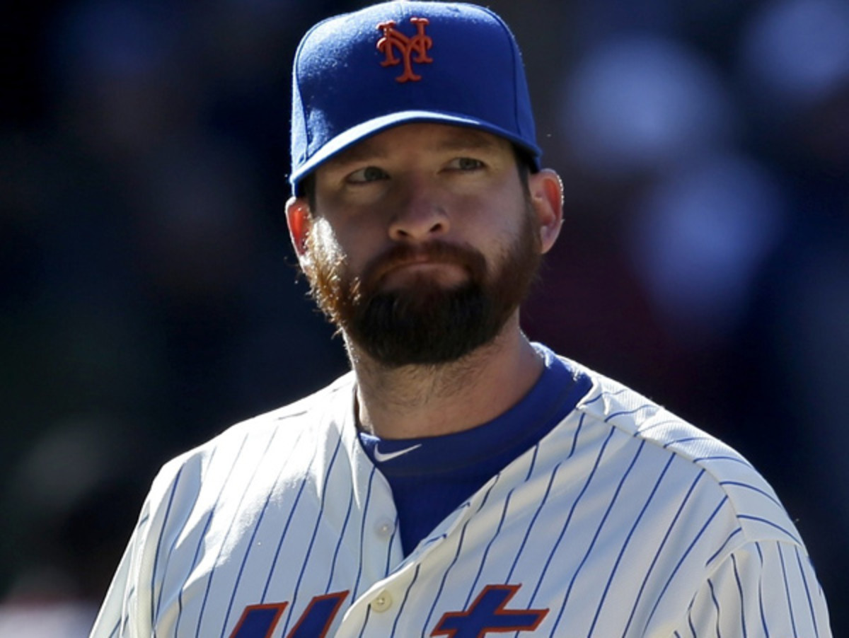 Bobby Parnell's season is in jeopardy due to a partially torn MCL in his elbow. (Seth Wenig/AP)