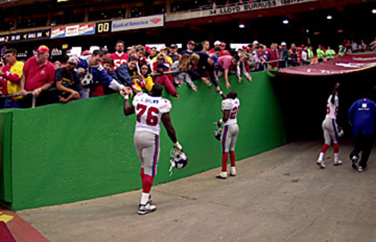 The visiting Giants were received warmly at Arrowhead Stadium 12 days after the attacks. (Elsa/Getty Images)