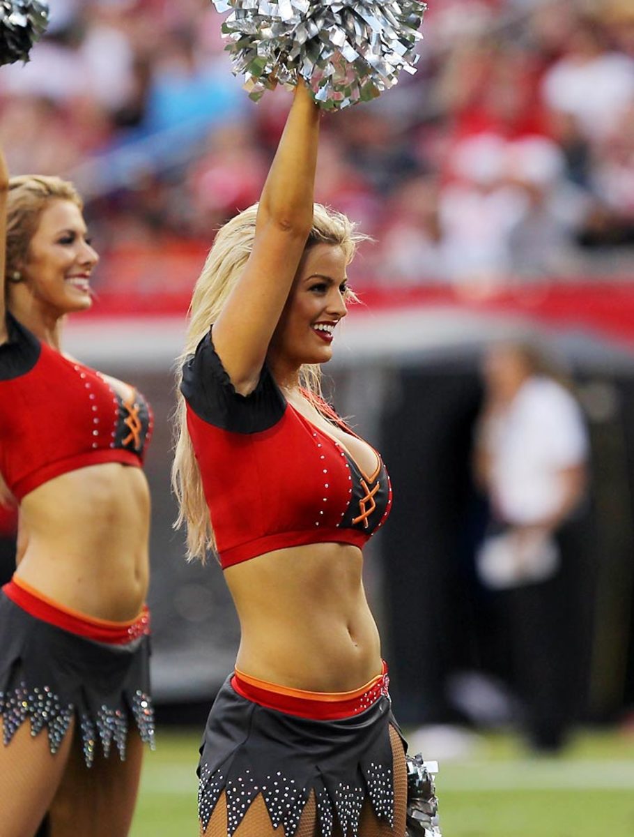 Tampa-Bay-Buccaneers2014_00948_STL_v_TBB_0.jpg