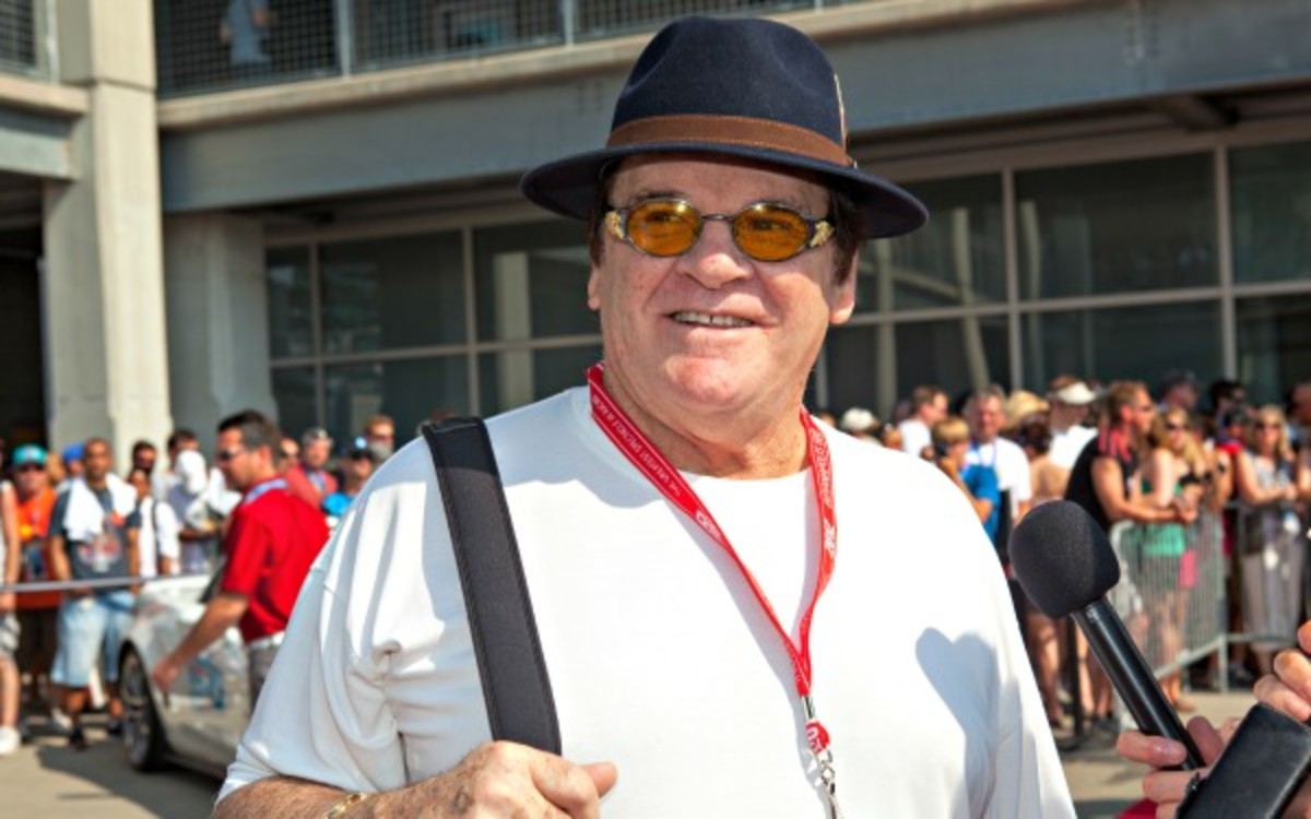 Pete Rose apologized for his comments comparing MLB's Biogenesis suspensions with his lifetime ban. (Joey Foley/Getty Images)