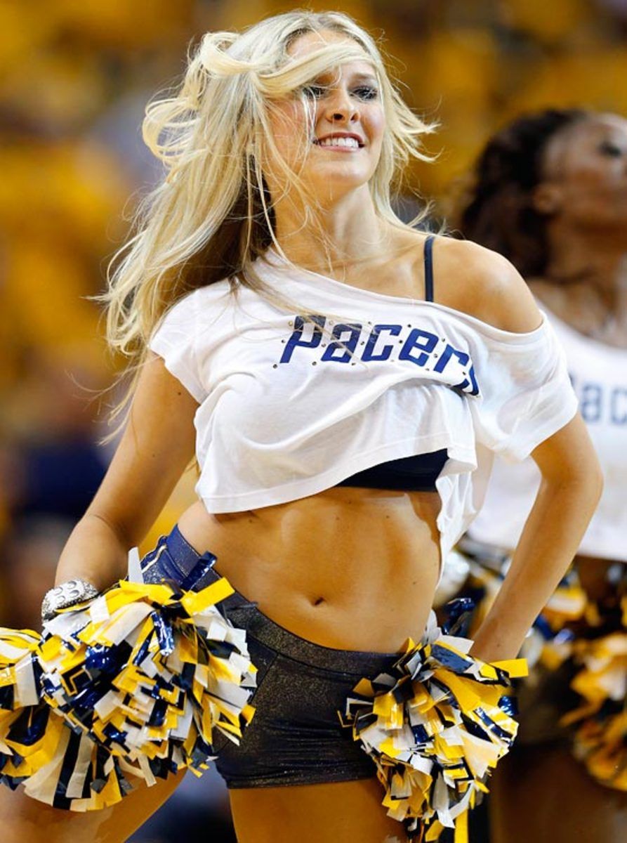 140512155821-indiana-pacers-pacemates-dancers-488067091-single-image-cut.jpg