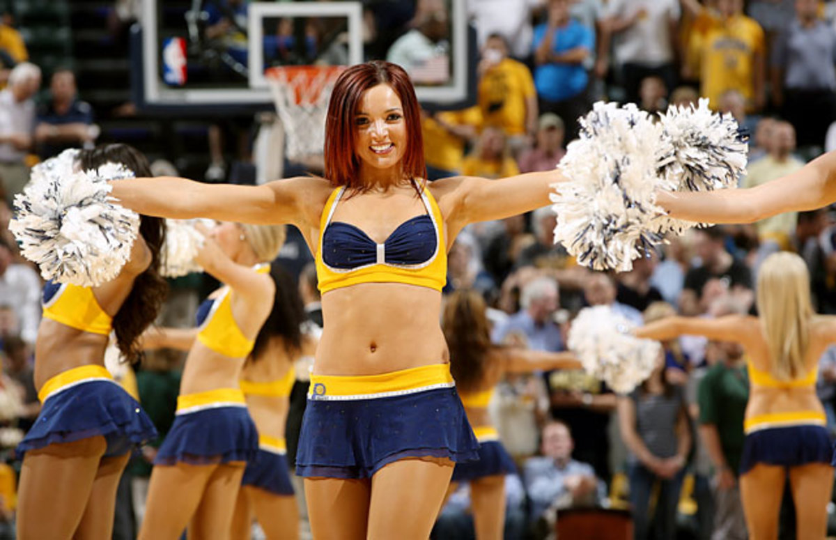140512155858-indiana-pacers-pacemates-dancers-488677529-single-image-cut.jpg